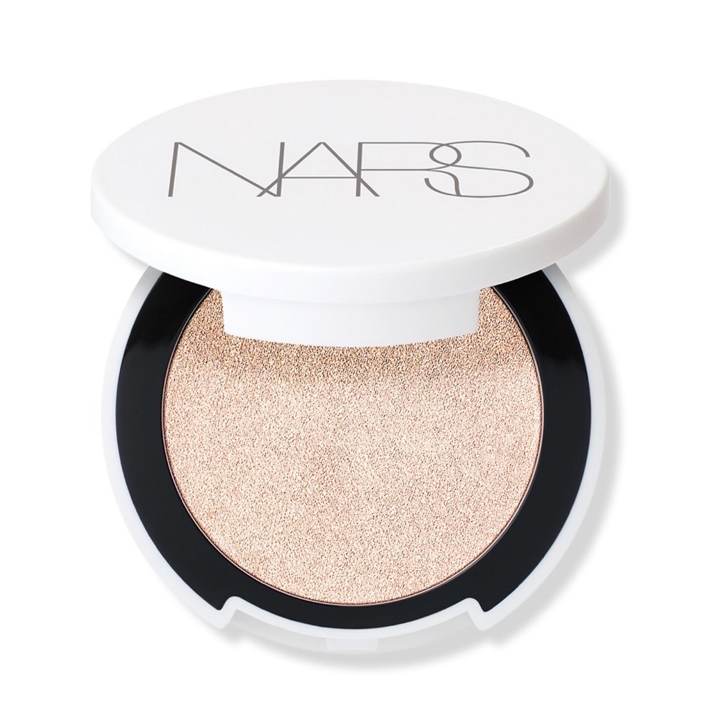 NARS Light Reflecting Luminizing Powder in EROS